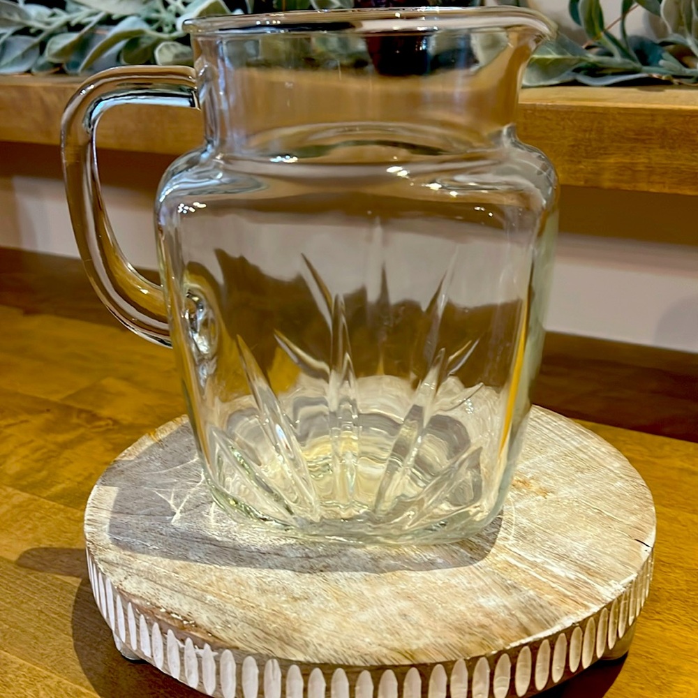 Vintage Federal Glass Starburst Pattern Clear Glass Pitcher Star Bottom